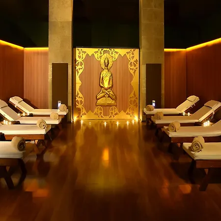 Miracle Resort