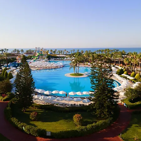 Miracle Resort